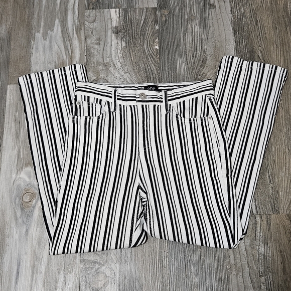 BDG striped jeans size 26 - Picture 2 of 12